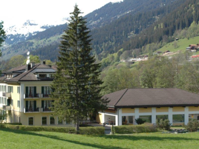 Alpenbad Hotel Bad Serneus Klosters Bagian luar foto